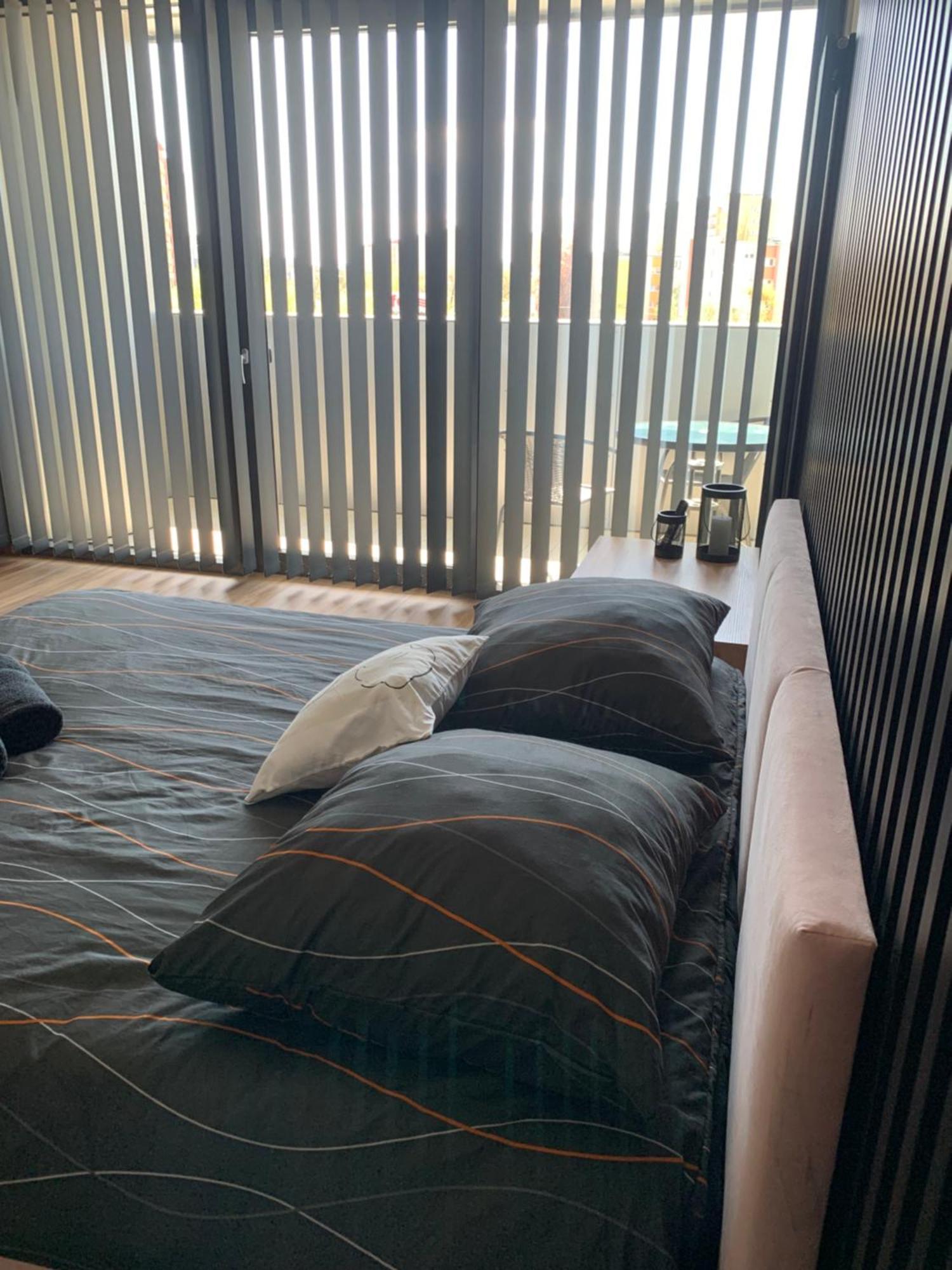 Hanza Tower De Lux Black * Szczecin